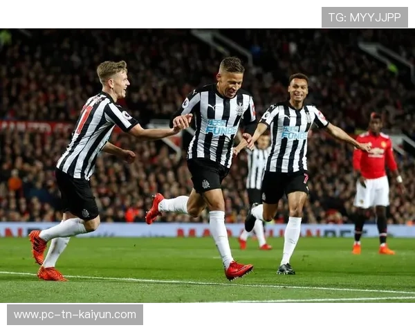 纽卡斯尔在英超领跑，追平队史最高积分纪录，英国纽卡斯尔中超