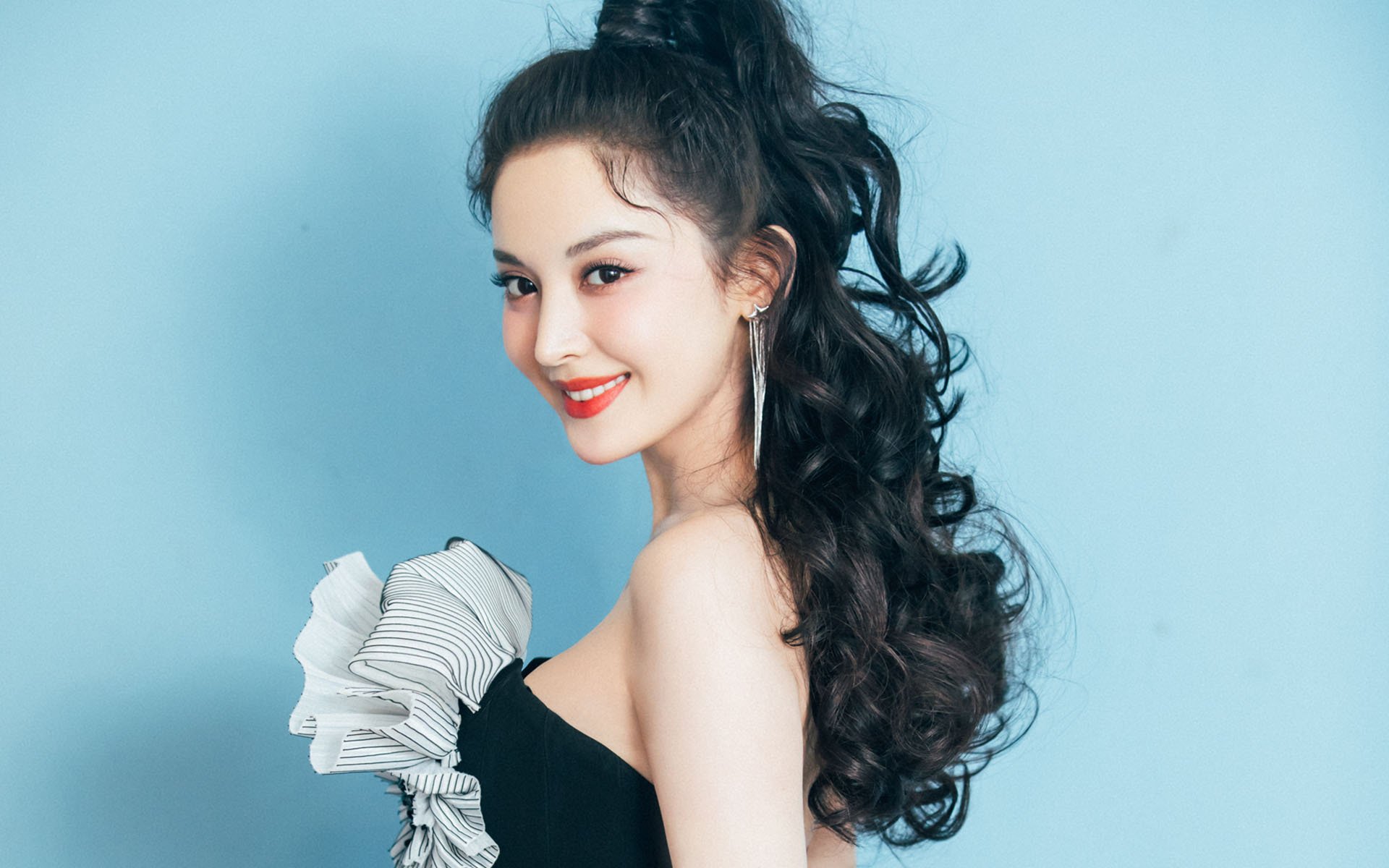 自由搏击课程走进中学安全教育课堂，自由搏击教学内容