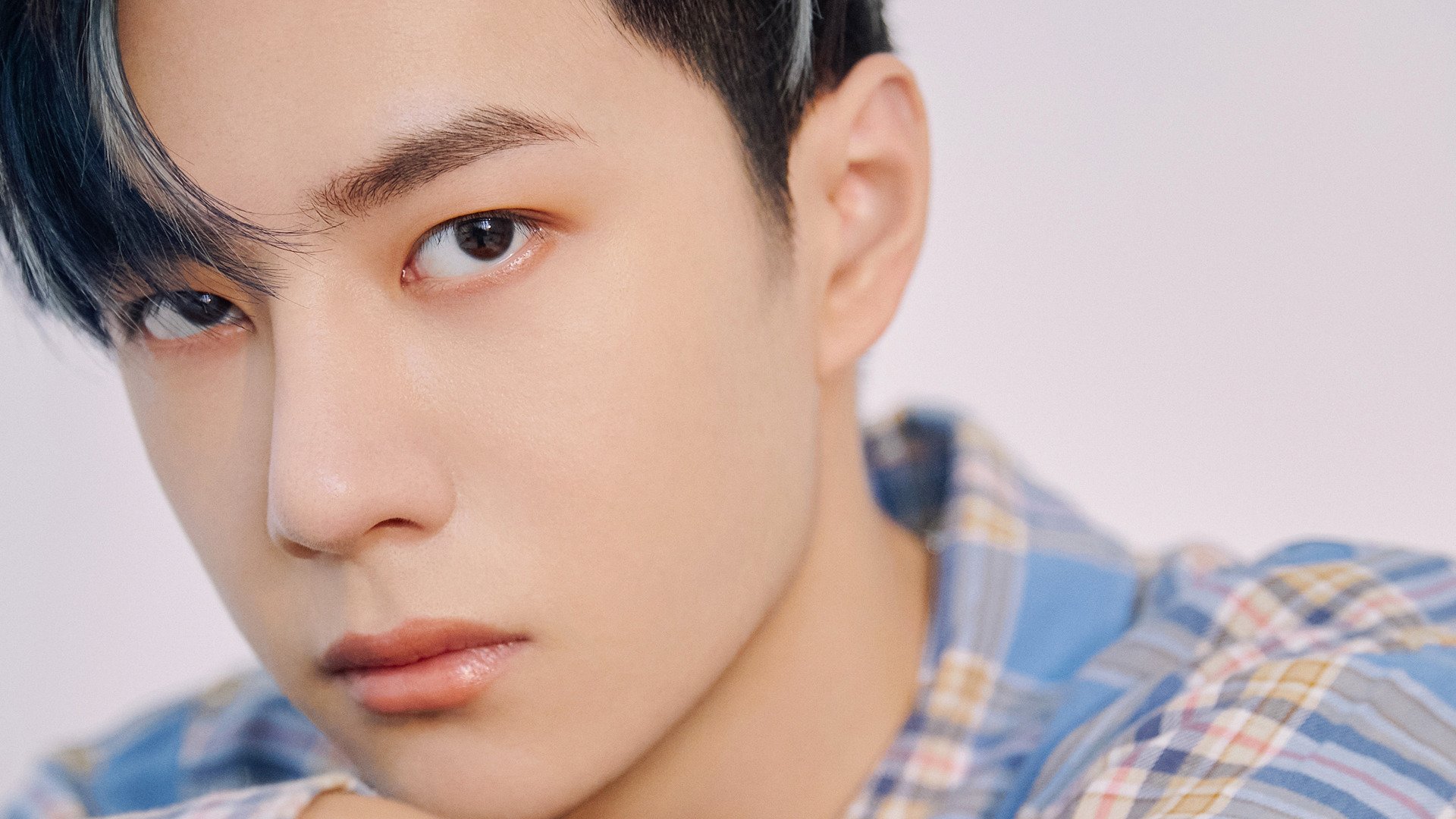 安东·李恩:全黑队的“中场战士”,无缝连接进攻与防守