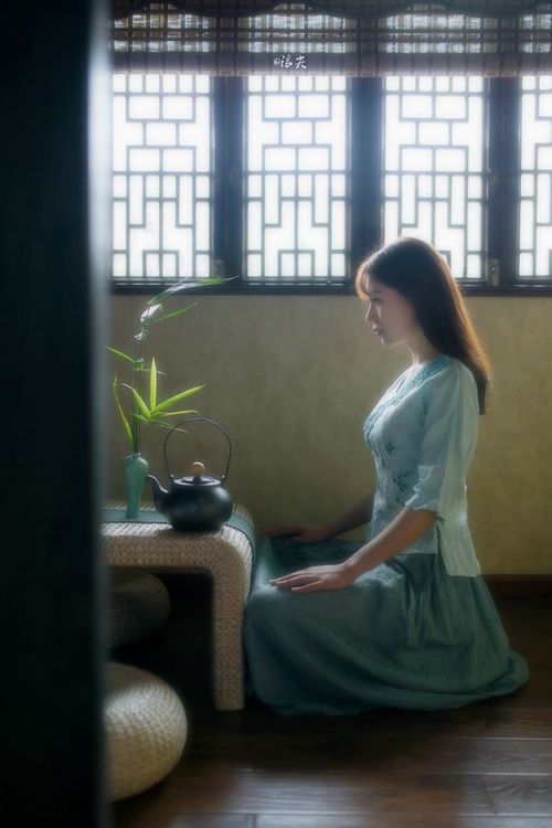 法国队稳步晋级混合接力决赛,法国队重赛