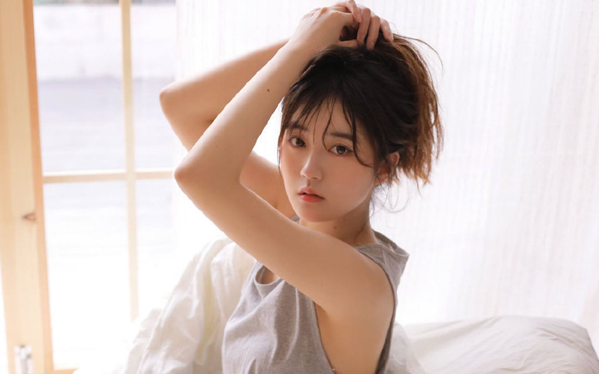 詹姆斯替补登场瞬间提升场上节奏湖人止颓势，詹姆斯 替补