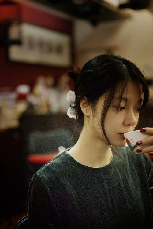 中国篮球国家队边路进攻与三分外线协作策略，中国3分线距离篮筐几米